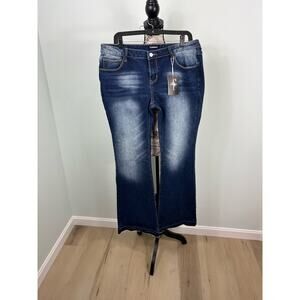 NWT Flamingals Dark wash whitewash Wide Leg Mid Rise Jeans